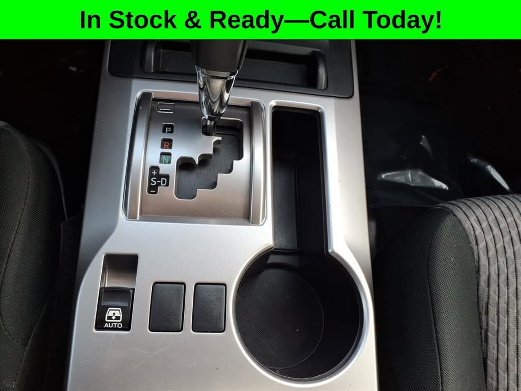 Used 2020 Toyota 4Runner SR5 image 18