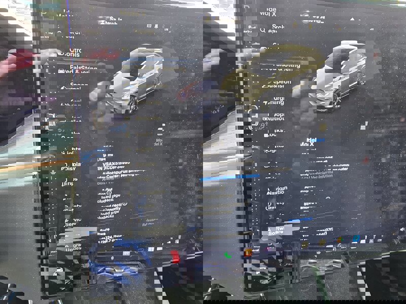 Used 2022 Tesla Model X image 13