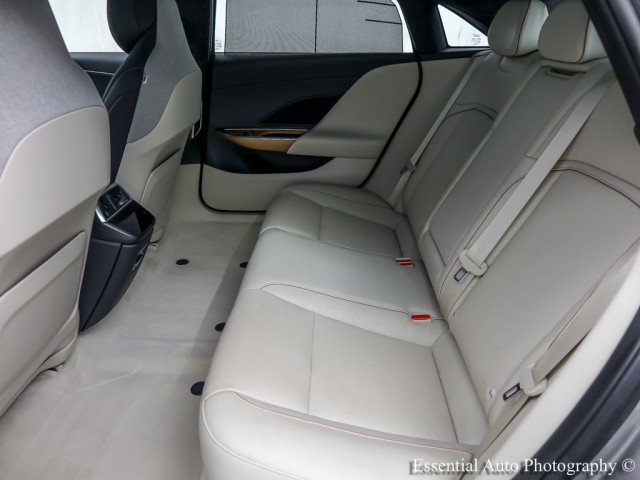 Used 2023 Lucid Air Touring image 14