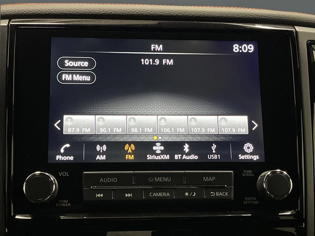 Used 2024 Nissan Titan PRO-4X w/ Pro-4x Utility Package image 17