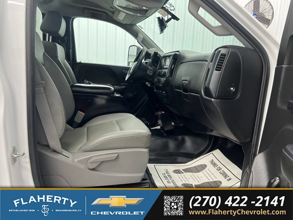 Used 2015 Chevrolet Silverado 3500 W/T RWD image 11