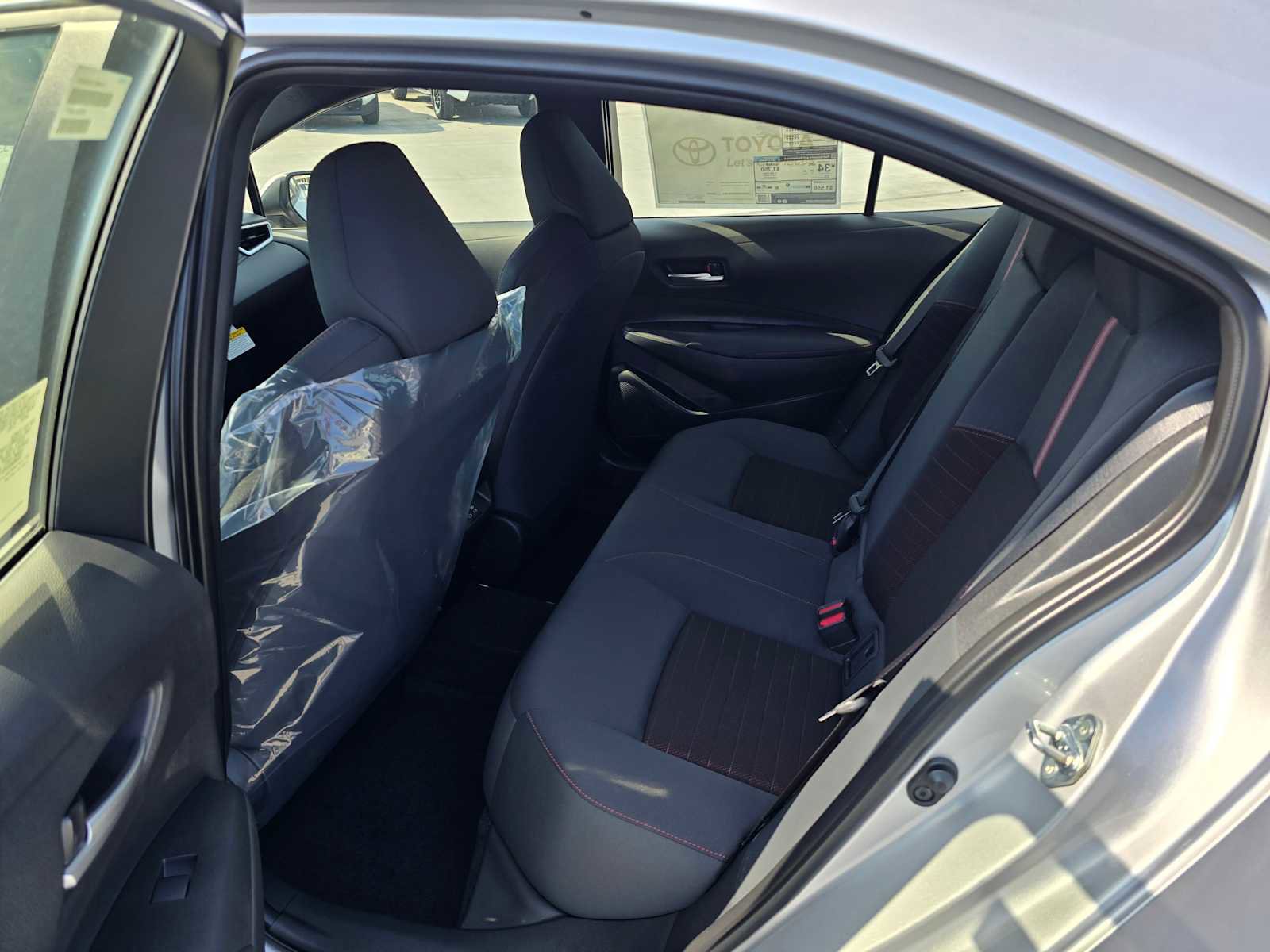 Certified 2025 Toyota Corolla SE w/ SE Premium Package image 16