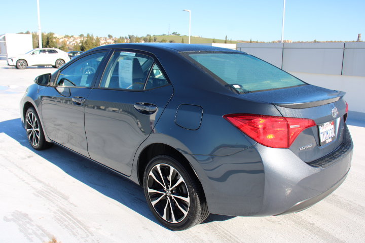 Used 2017 Toyota Corolla SE image 5