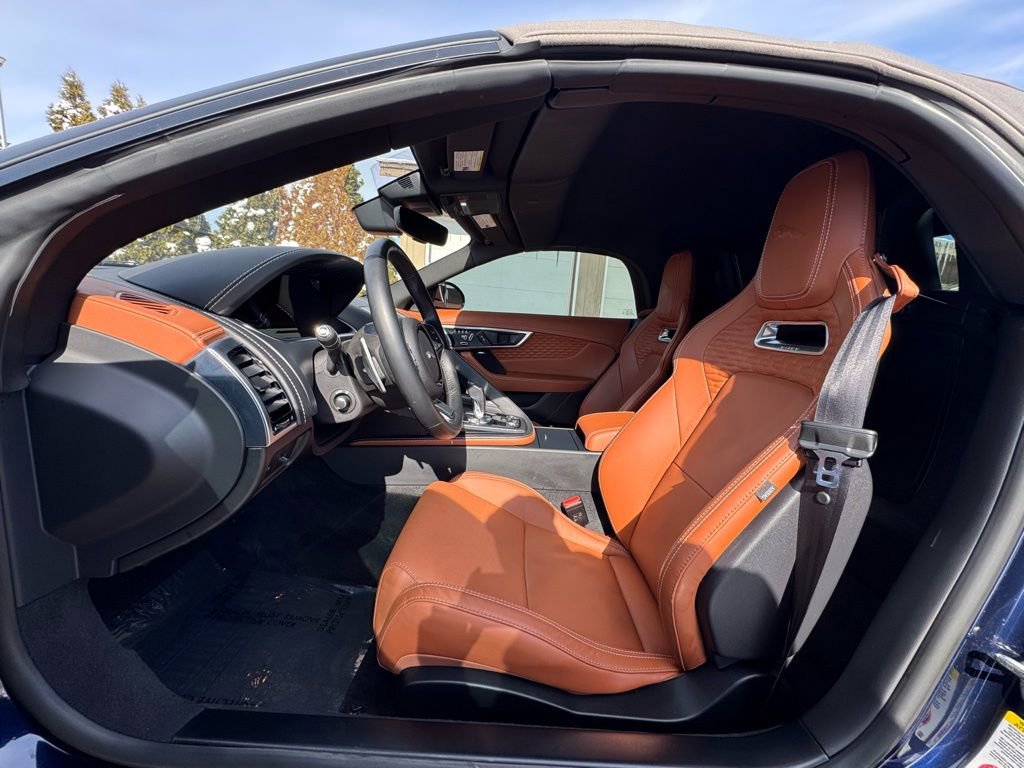Used 2023 Jaguar F-TYPE R-Dynamic image 17