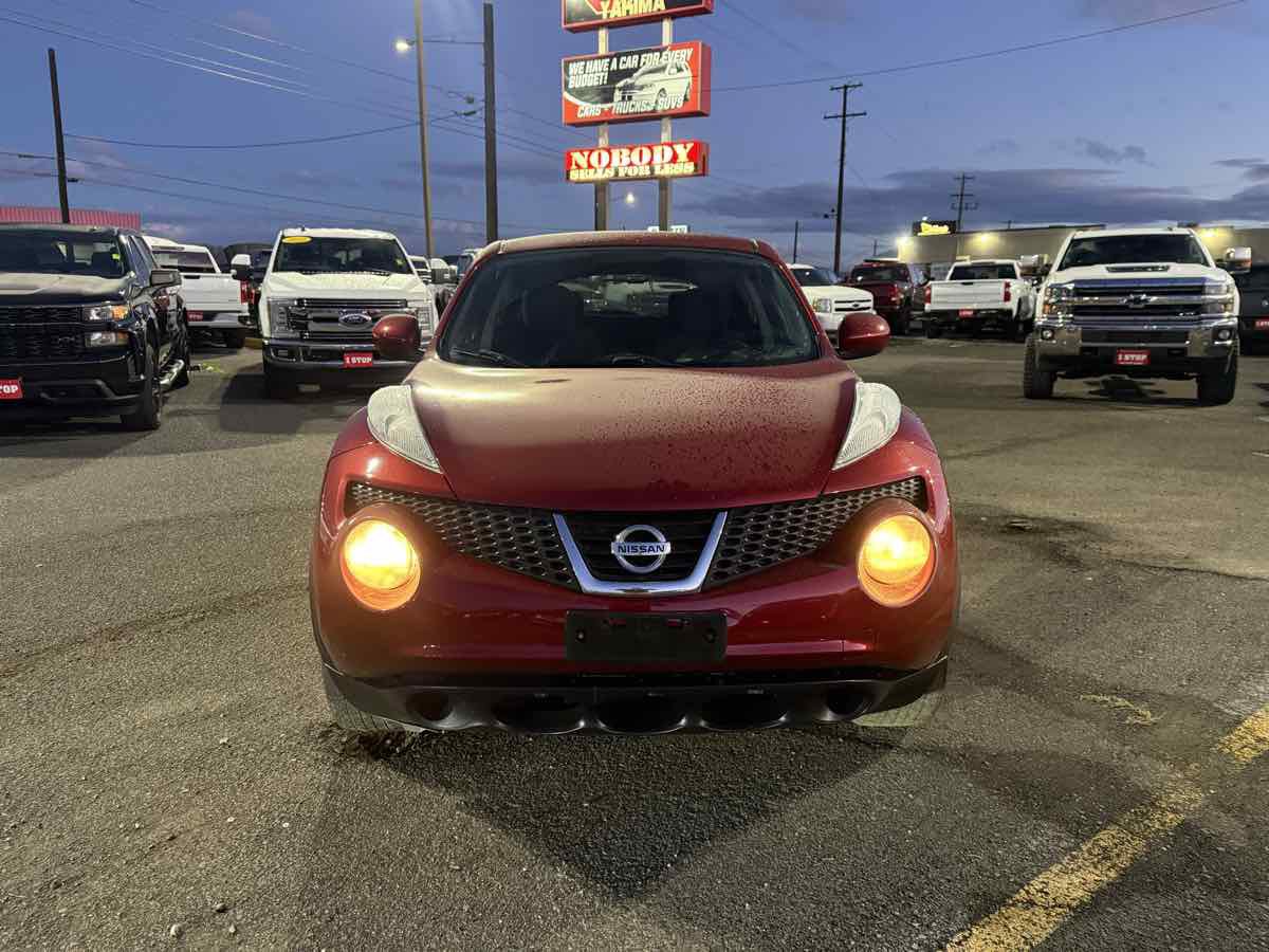 Used 2013 Nissan Juke S AWD/4WD image 2