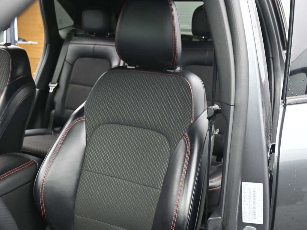 Used 2024 Ford Escape ST-Line image 24