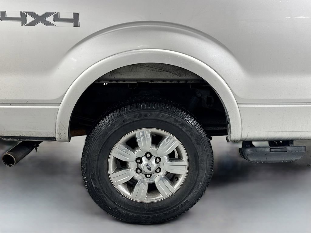 Used 2012 Ford F150 Lariat w/ Lariat Chrome Pkg image 11