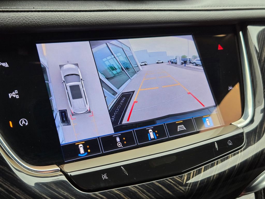 Used 2023 Cadillac XT6 Premium Luxury w/ Technology Package image 20