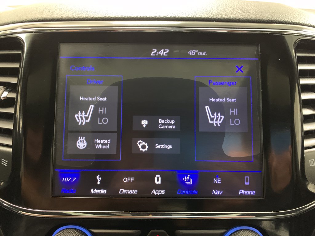 Used 2019 Jeep Grand Cherokee Altitude AWD/4WD image 8