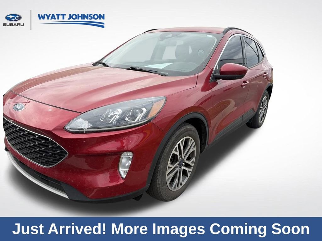 Used 2020 Ford Escape SEL image 1