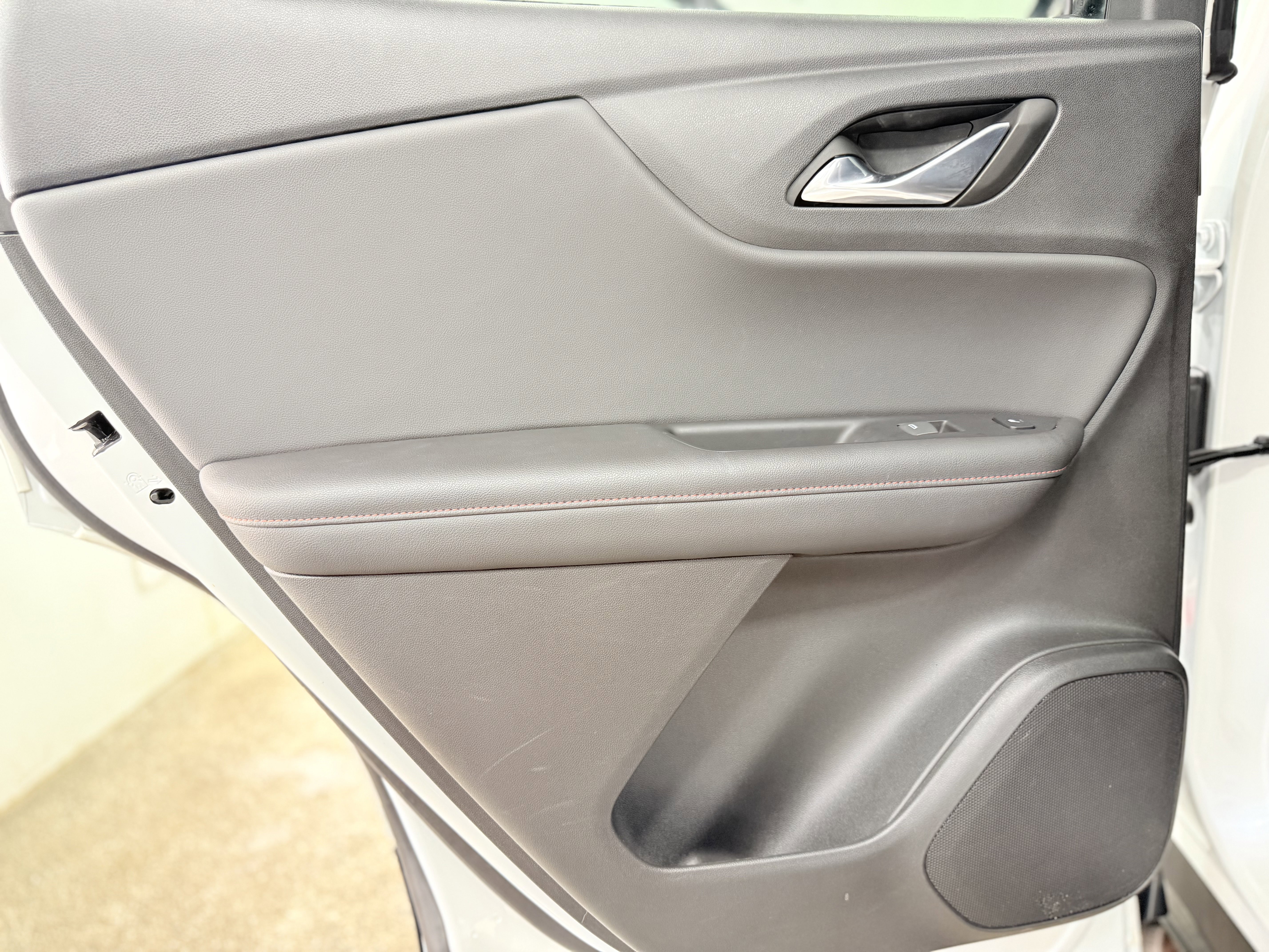 Certified 2023 Chevrolet Blazer RS w/ Driver Confidence II Package image 26