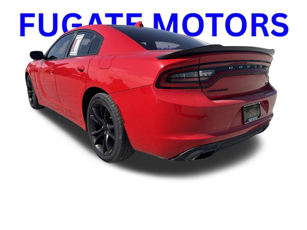 Used 2016 Dodge Charger R/T w/ Blacktop Package RWD image 3