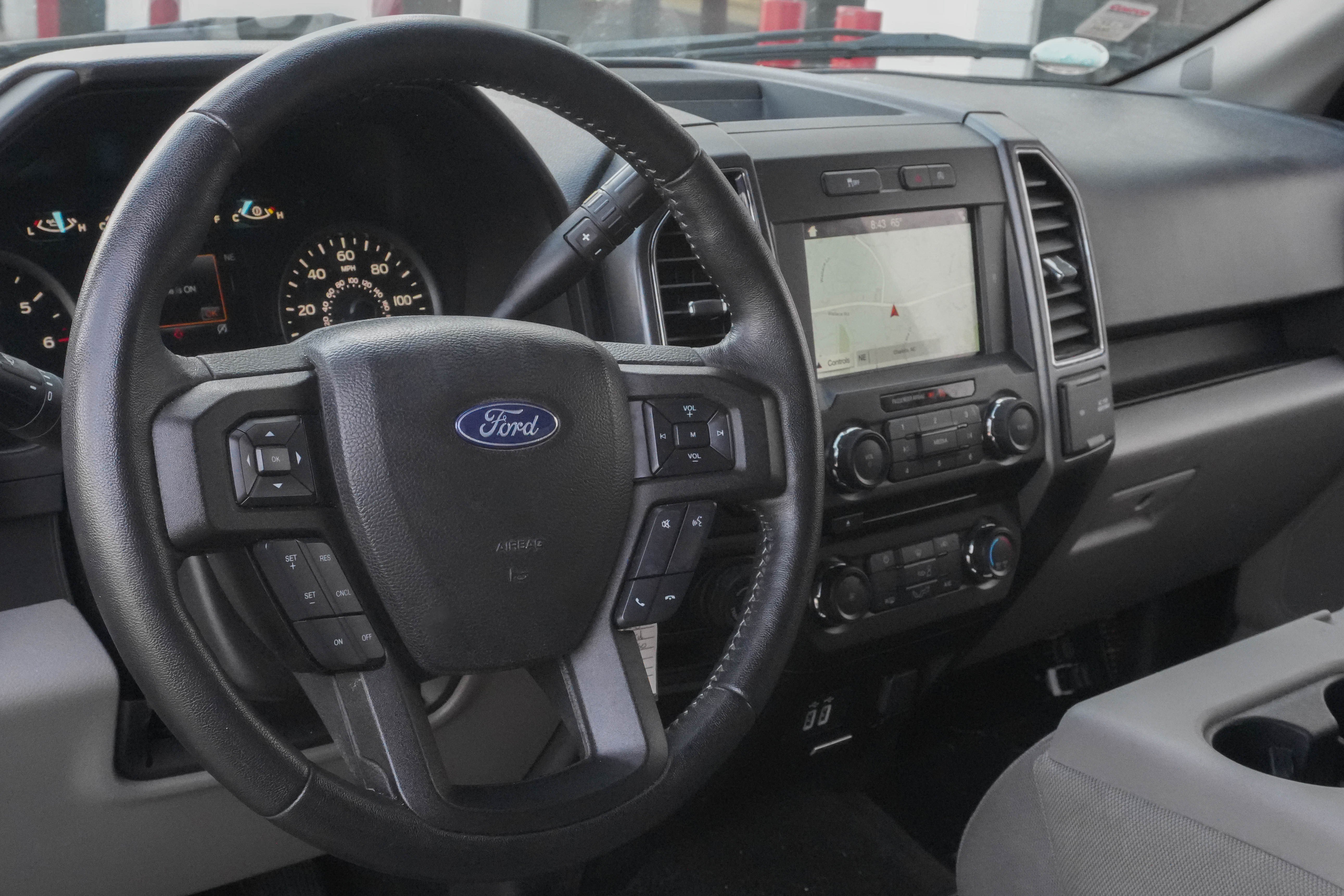 Used 2018 Ford F150 XLT w/ Equipment Group 302A Luxury image 10