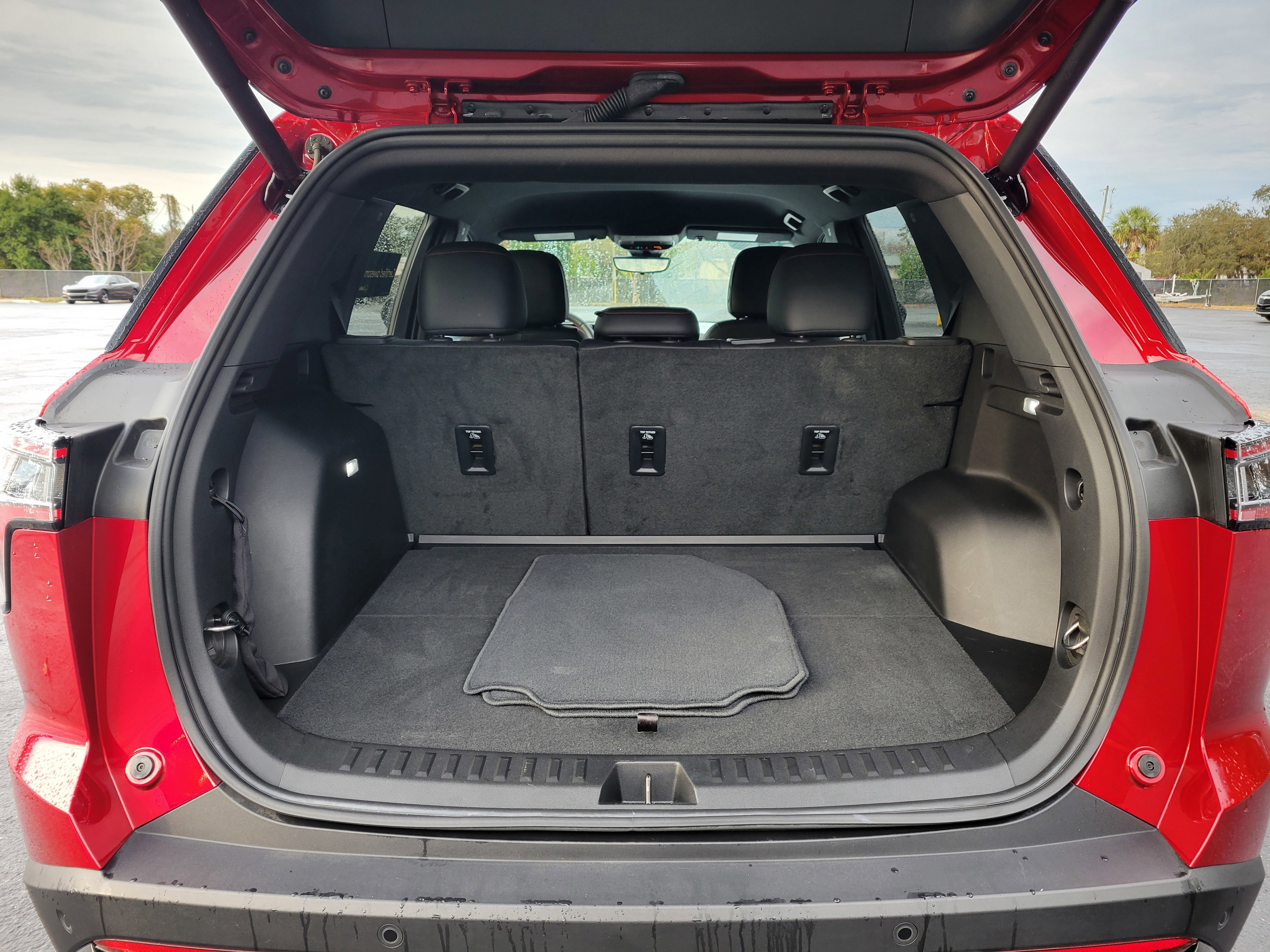 Used 2025 Chevrolet Equinox RS w/ Safety and Technology Package image 7