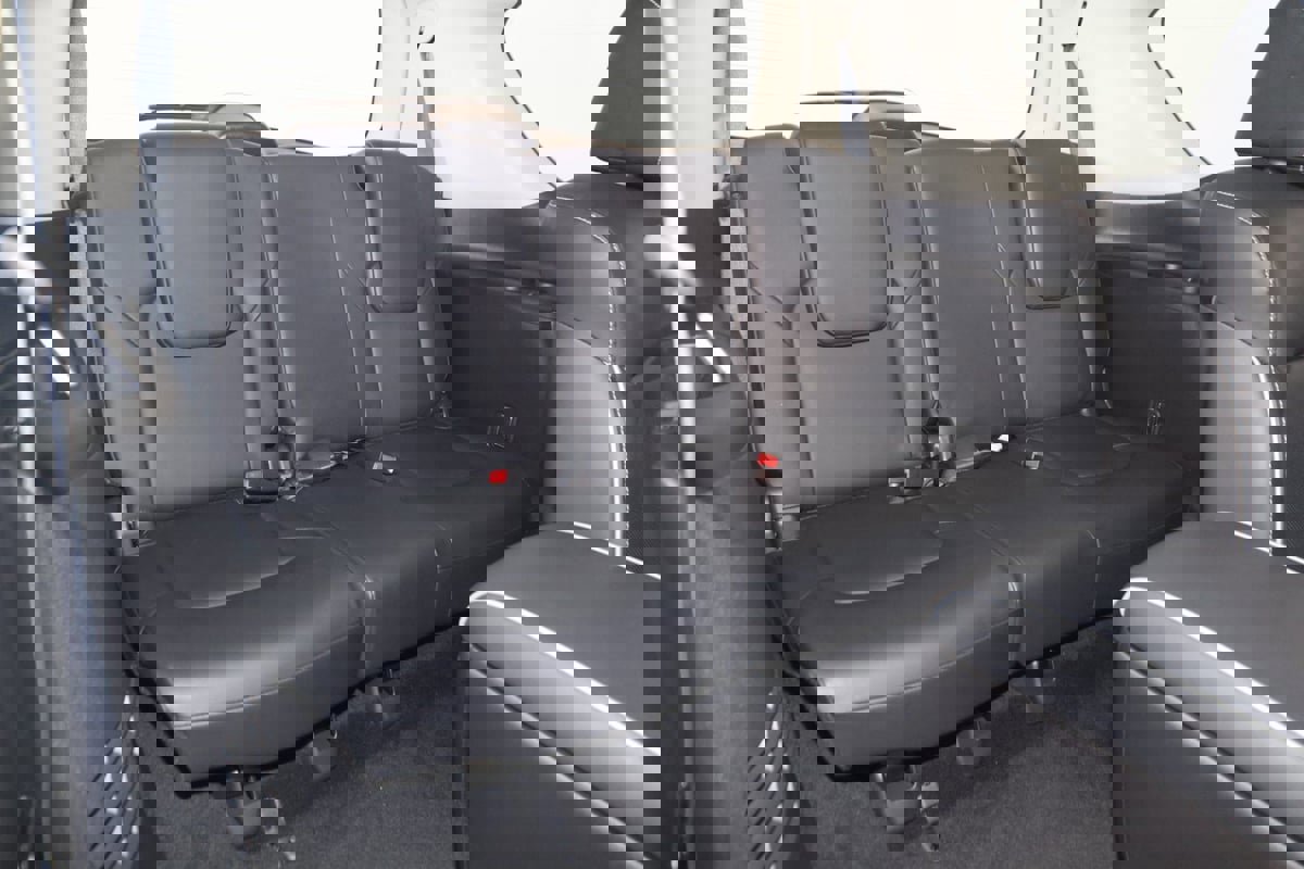 Used 2023 INFINITI QX80 Premium Select w/ All-Season Package image 14