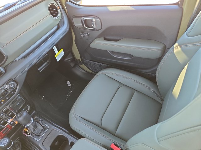 New 2025 Jeep Gladiator Mojave AWD/4WD image 42