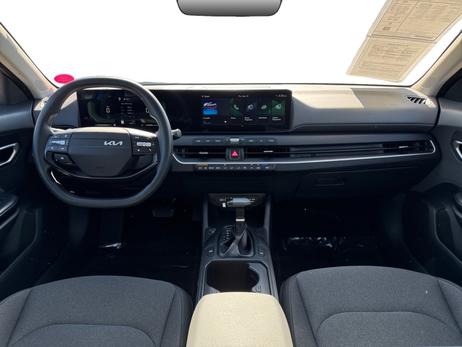 Used 2025 Kia K4 FWD image 12