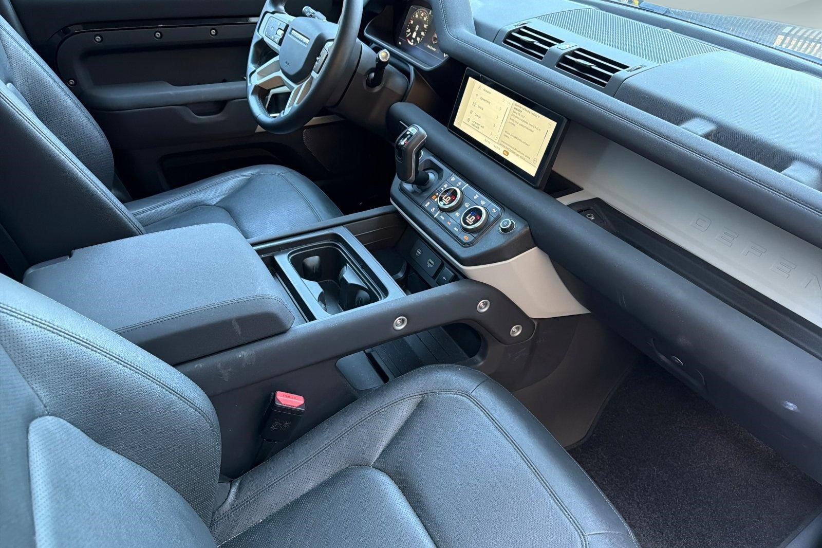 Used 2023 Land Rover Defender 110 S AWD/4WD image 36