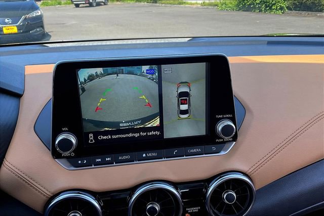 Used 2025 Nissan Sentra SV w/ SV Premium Package image 19