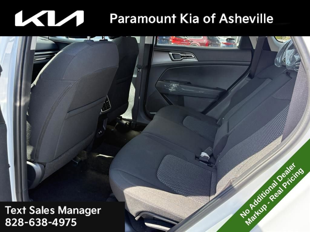 New 2026 Kia Sportage LX image 21