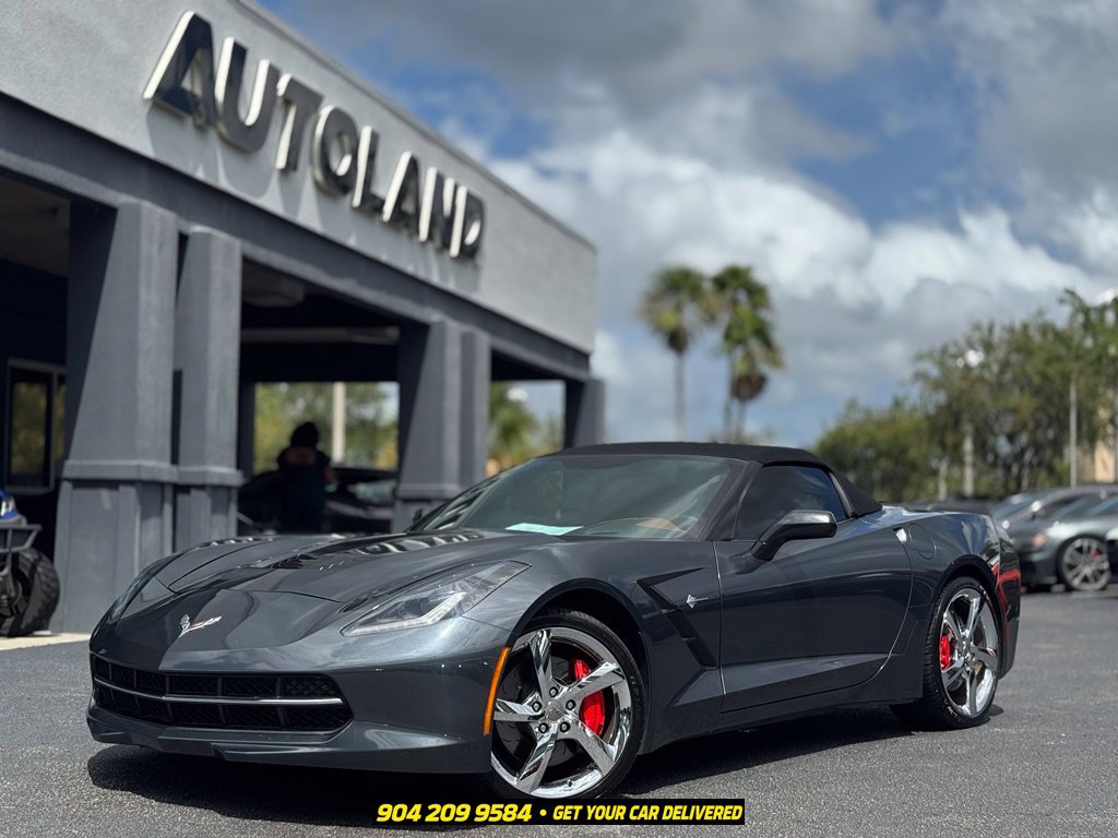 Used 2014 Chevrolet Corvette Stingray Convertible w/ 3LT Preferred Equipment Group RWD image 2