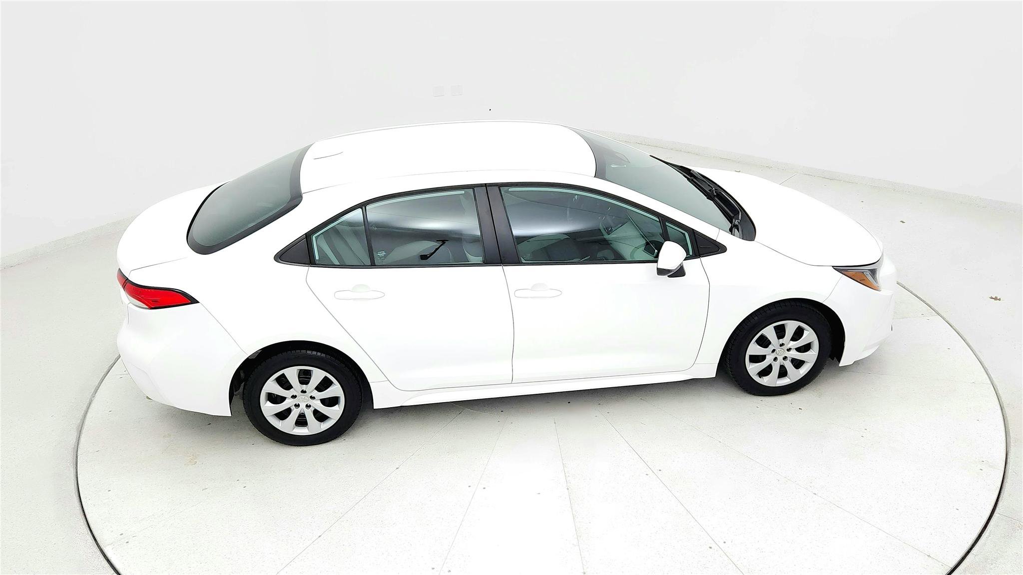 Used 2023 Toyota Corolla LE FWD image 18