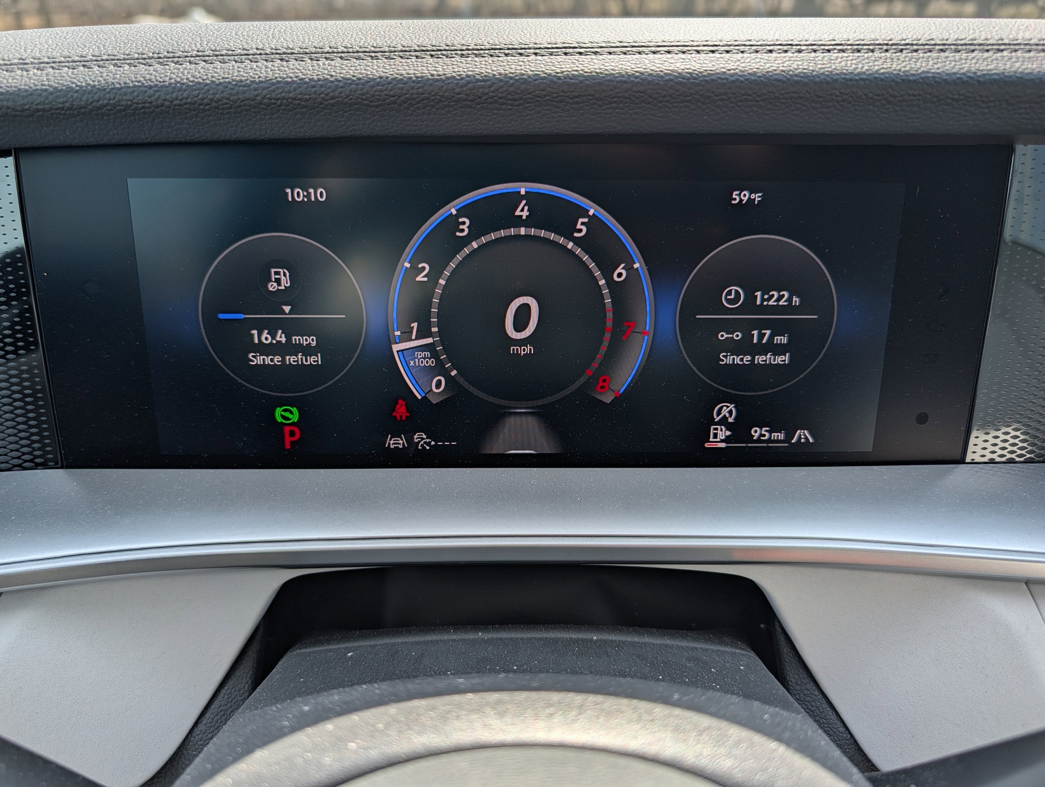 Certified 2025 Volkswagen Tiguan SE image 21