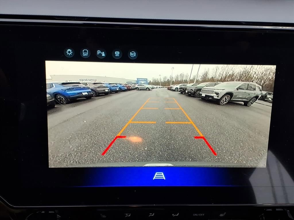 New 2027 Chevrolet Bolt LT w/ Comfort Package image 26