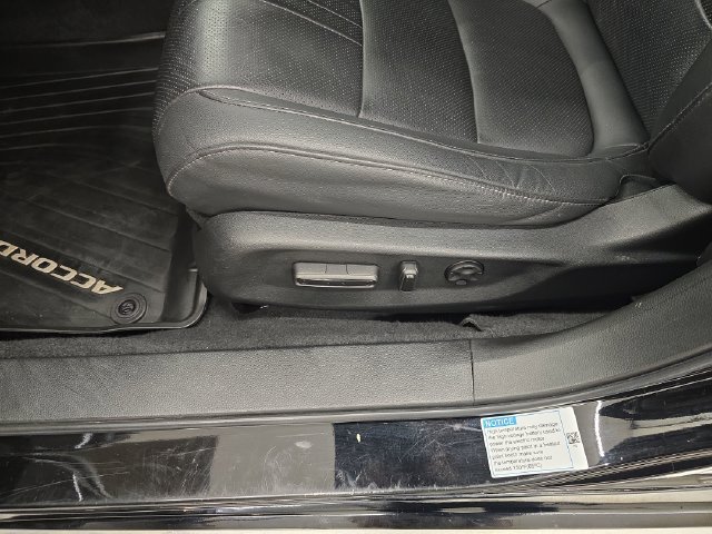 Used 2022 Honda Accord Touring image 35
