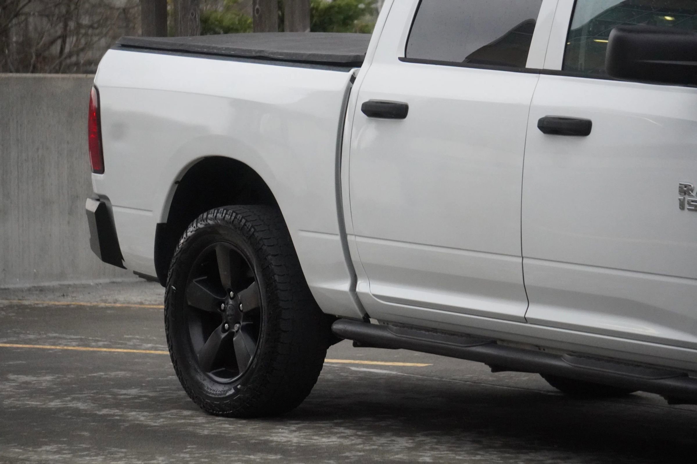 Used 2016 RAM 1500 Express AWD/4WD image 40