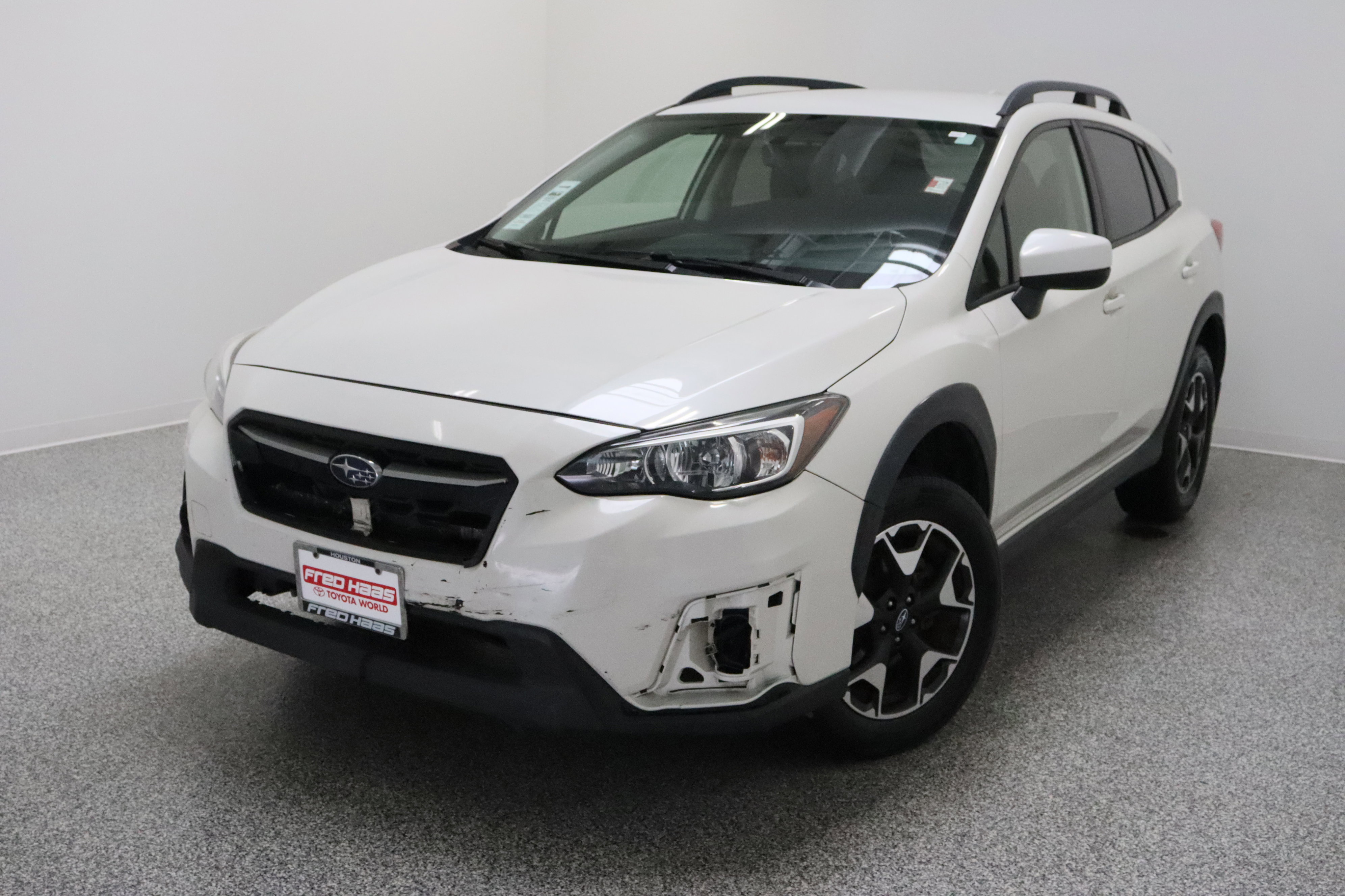 Used 2019 Subaru Crosstrek 2.0i Premium w/ Popular Package #2 AWD/4WD image 2