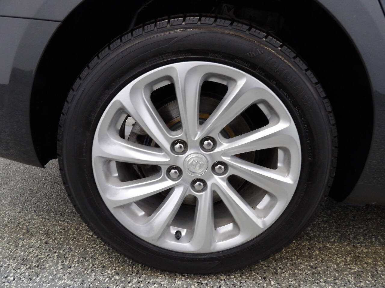Used 2016 Buick LaCrosse Leather FWD image 21