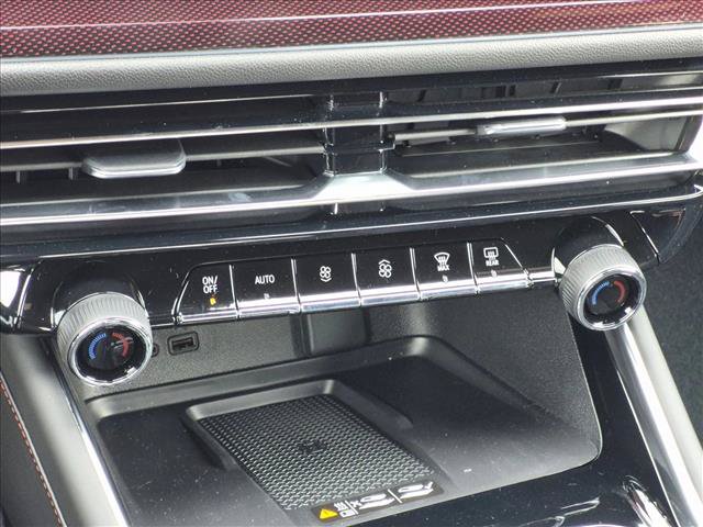 New 2027 Chevrolet Traverse RS FWD image 14