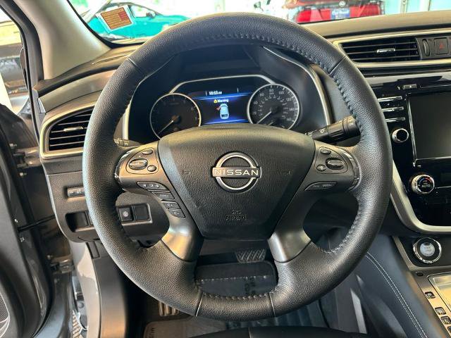 Certified 2024 Nissan Murano SV w/ SV Midnight Edition Package AWD/4WD image 18