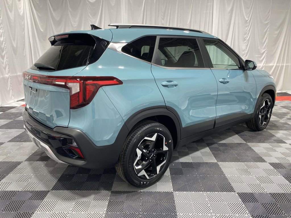 New 2026 Kia Seltos EX image 4