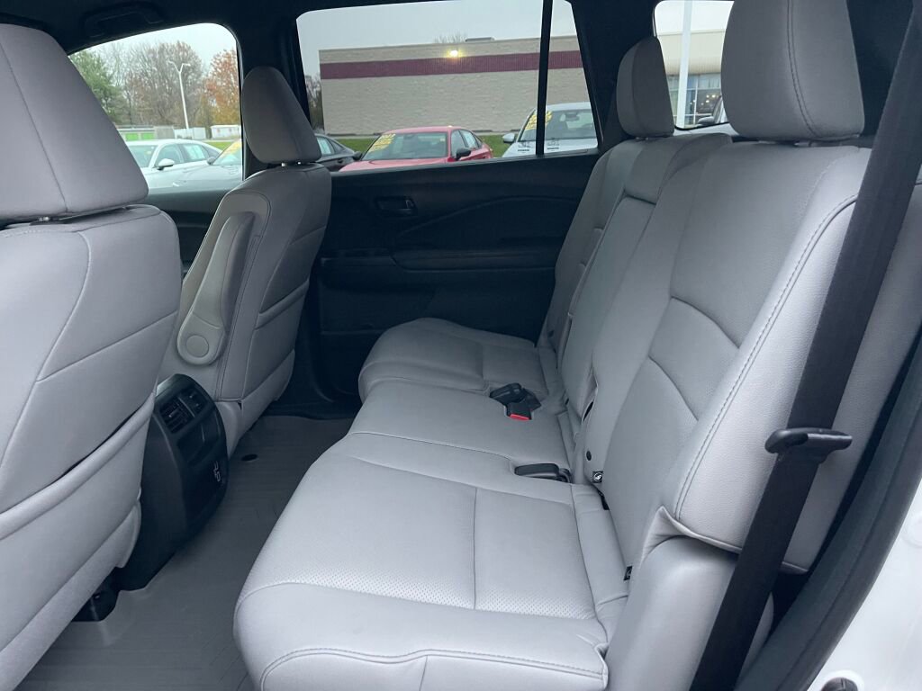 Certified 2023 Honda Passport EX-L image 17