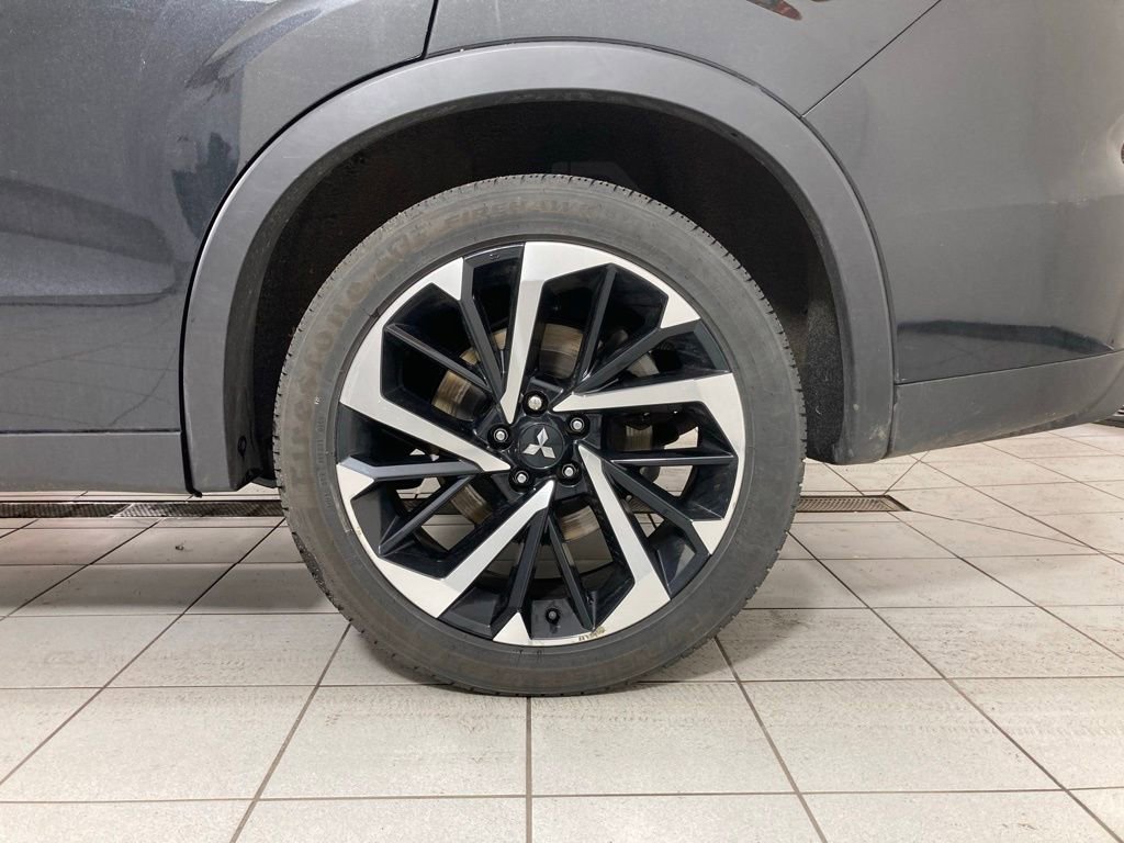 Used 2022 Mitsubishi Outlander ES image 25