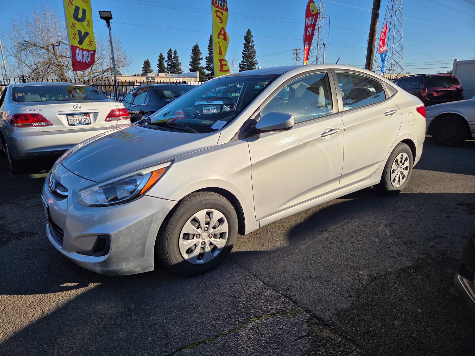 Used 2016 Hyundai Accent SE image 1