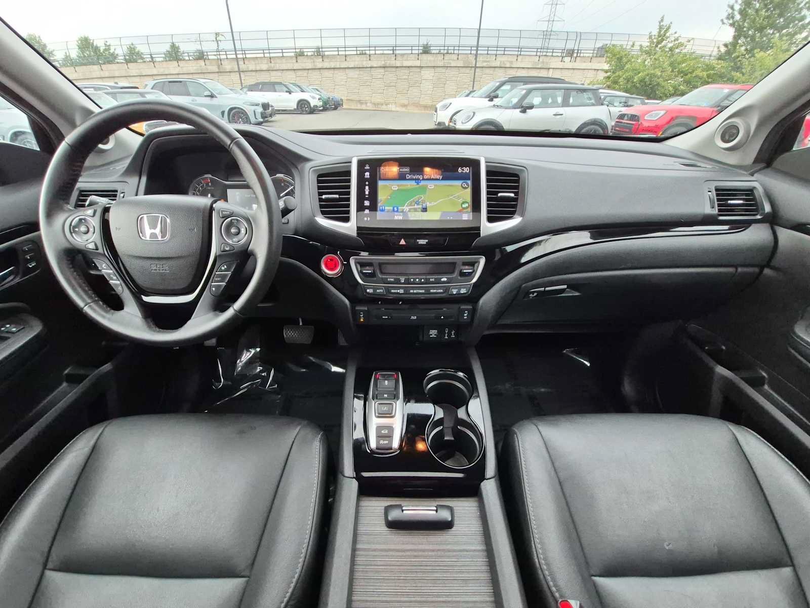 Used 2017 Honda Pilot Touring image 16