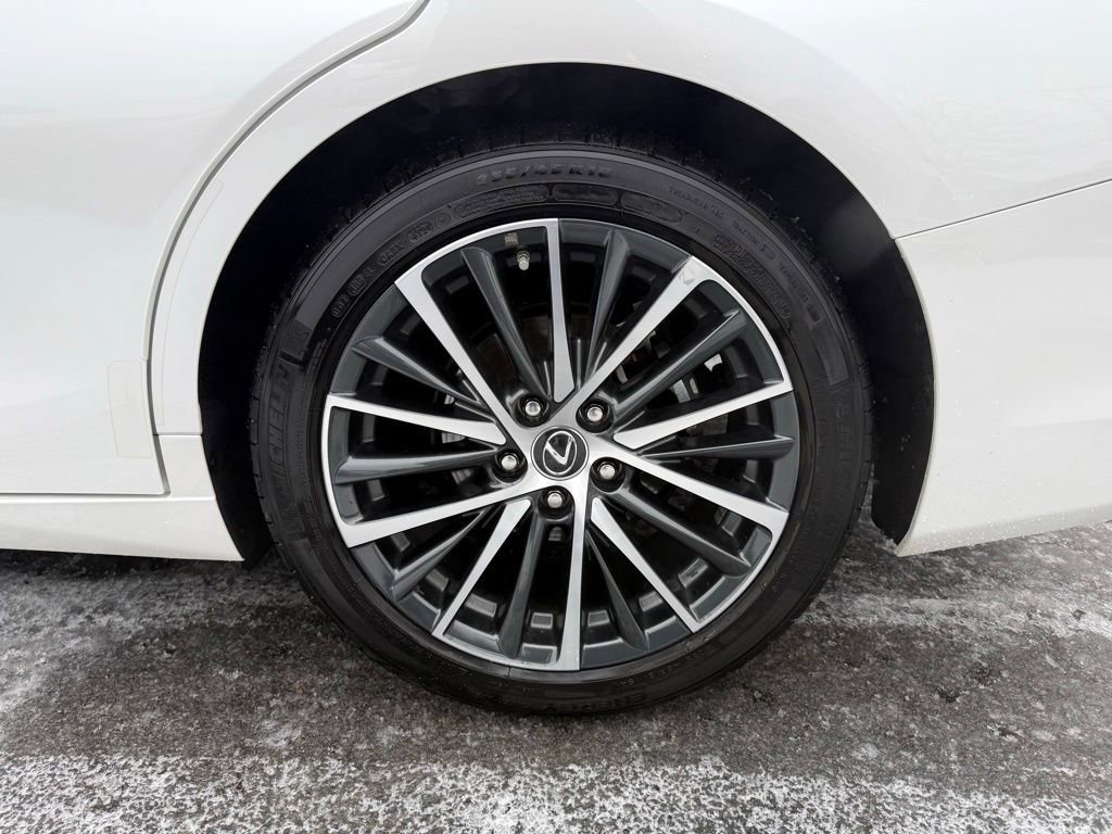 Certified 2025 Lexus ES 300h w/ Premium Package image 27