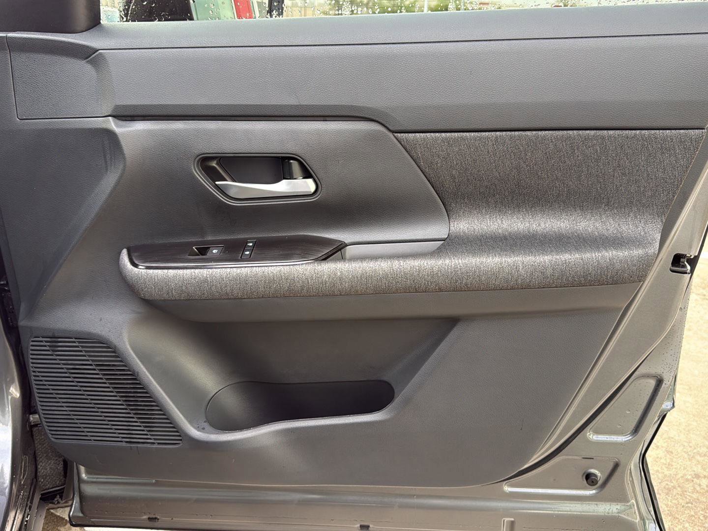 New 2026 Nissan Kicks SV w/ SV Premium Package image 34