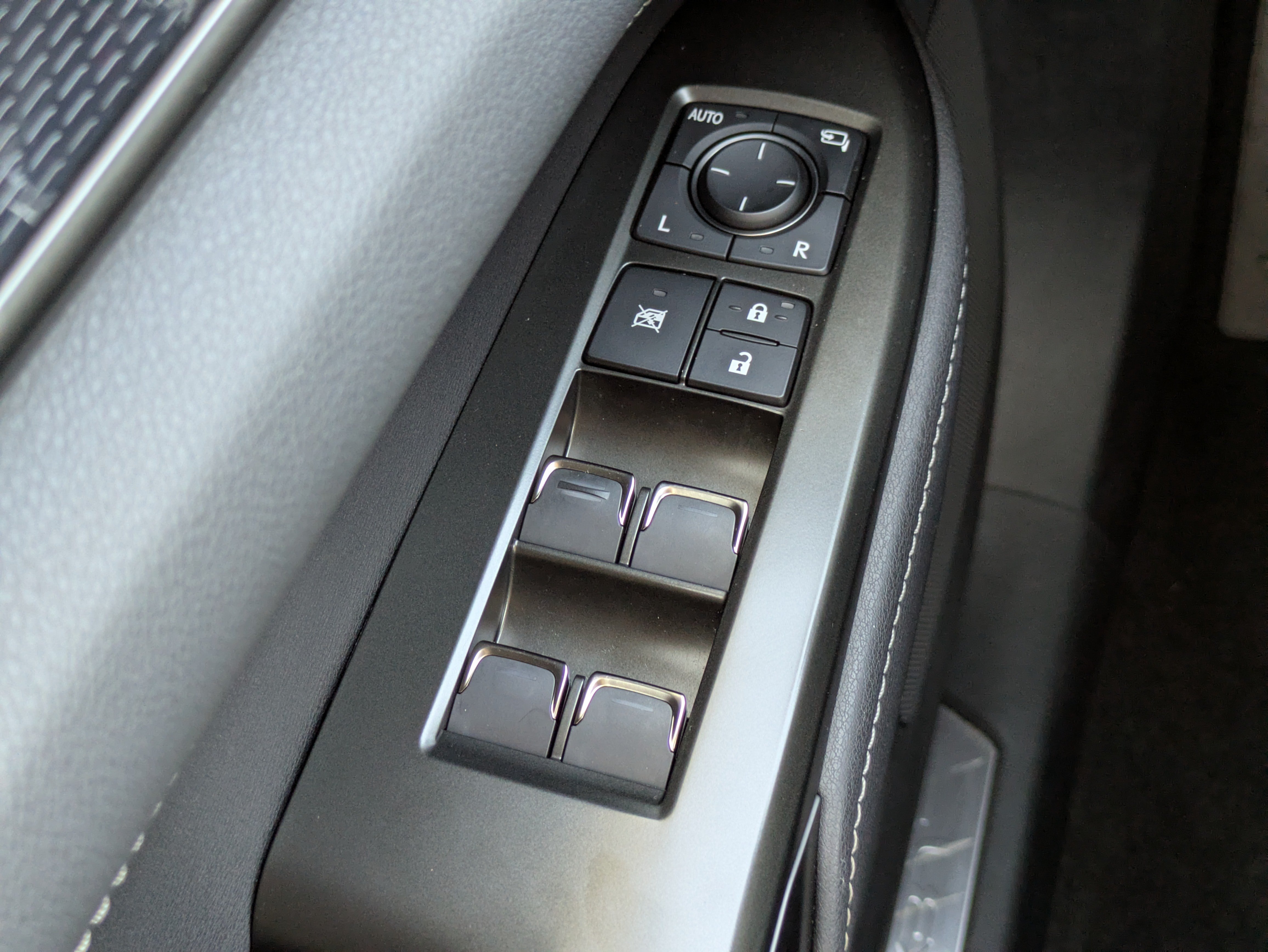 Used 2023 Lexus NX 350 AWD w/ Cold Area Package image 26