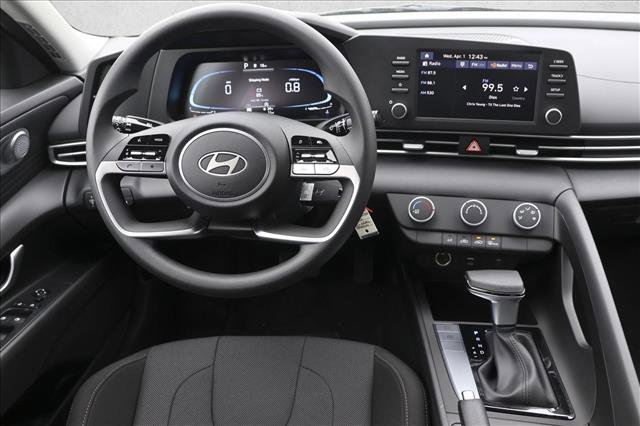 New 2026 Hyundai Elantra SE image 23