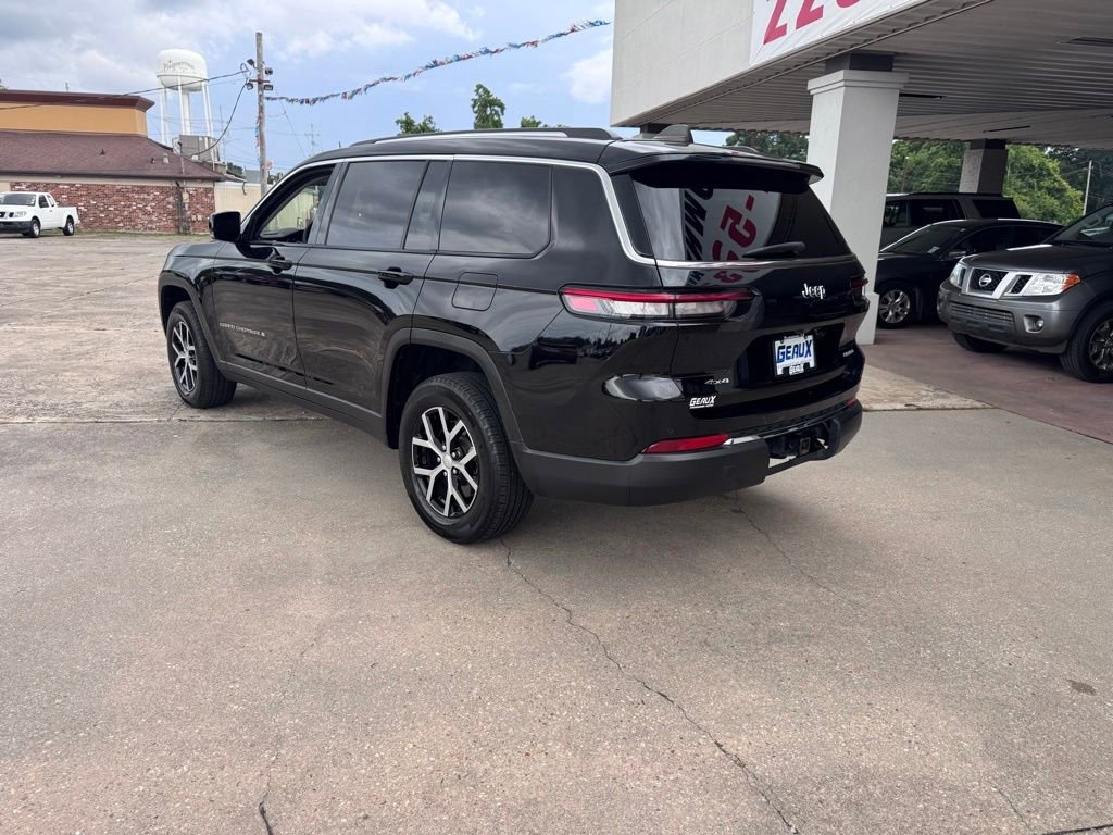 Used 2023 Jeep Grand Cherokee L Limited AWD/4WD image 3