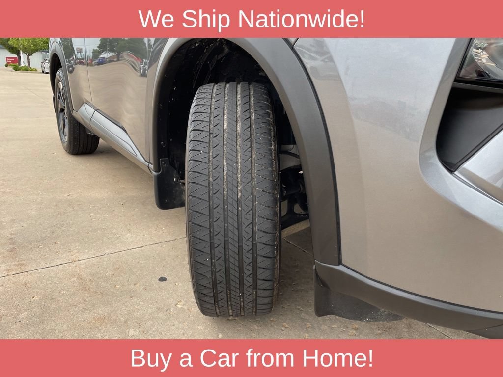 Used 2025 Nissan Rogue SV AWD/4WD image 16