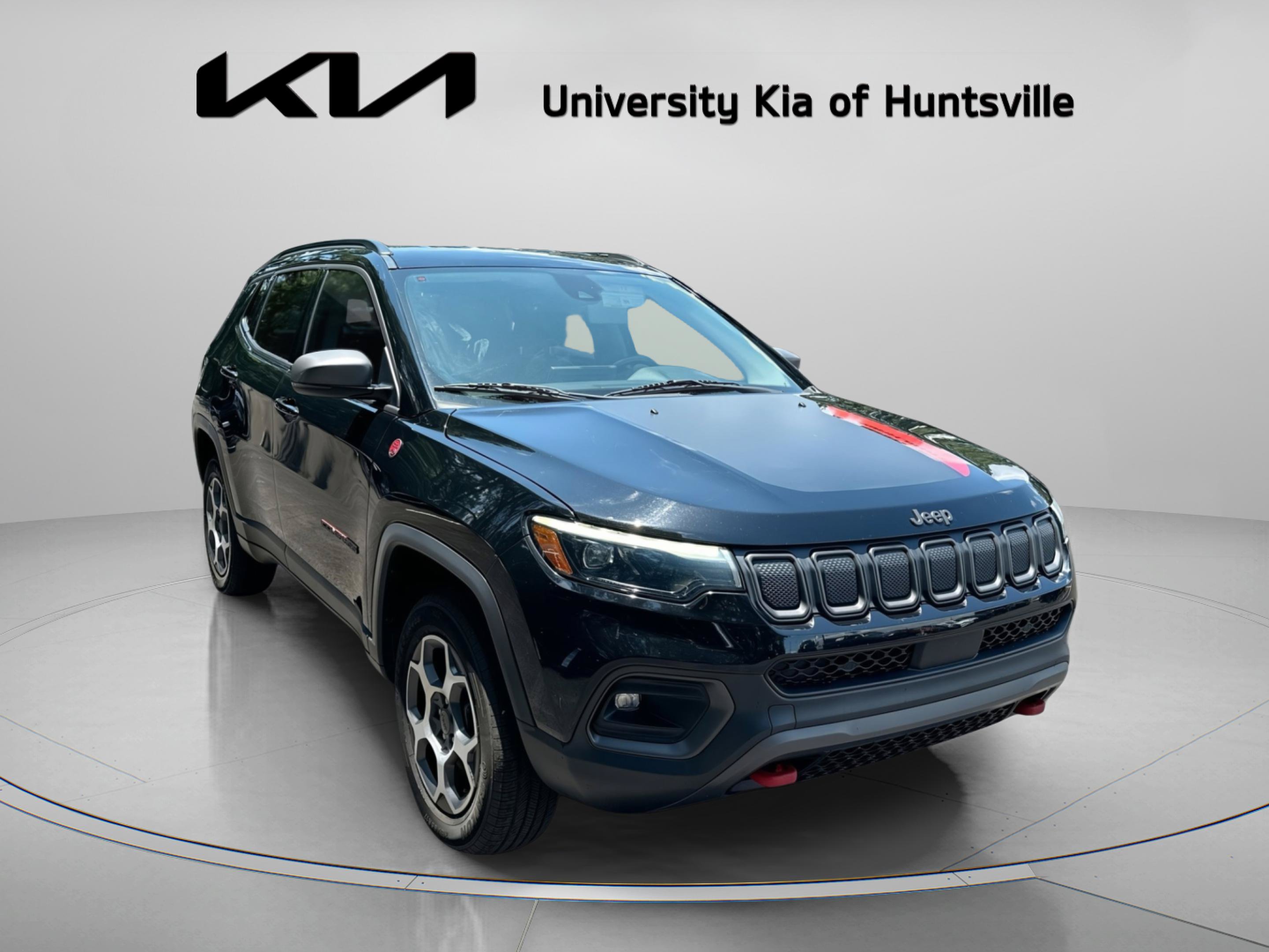 Used 2022 Jeep Compass Trailhawk w/ Trailhawk Elite Group AWD/4WD image 1