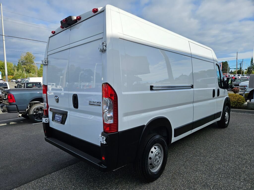 Used 2023 RAM ProMaster 2500 FWD image 4