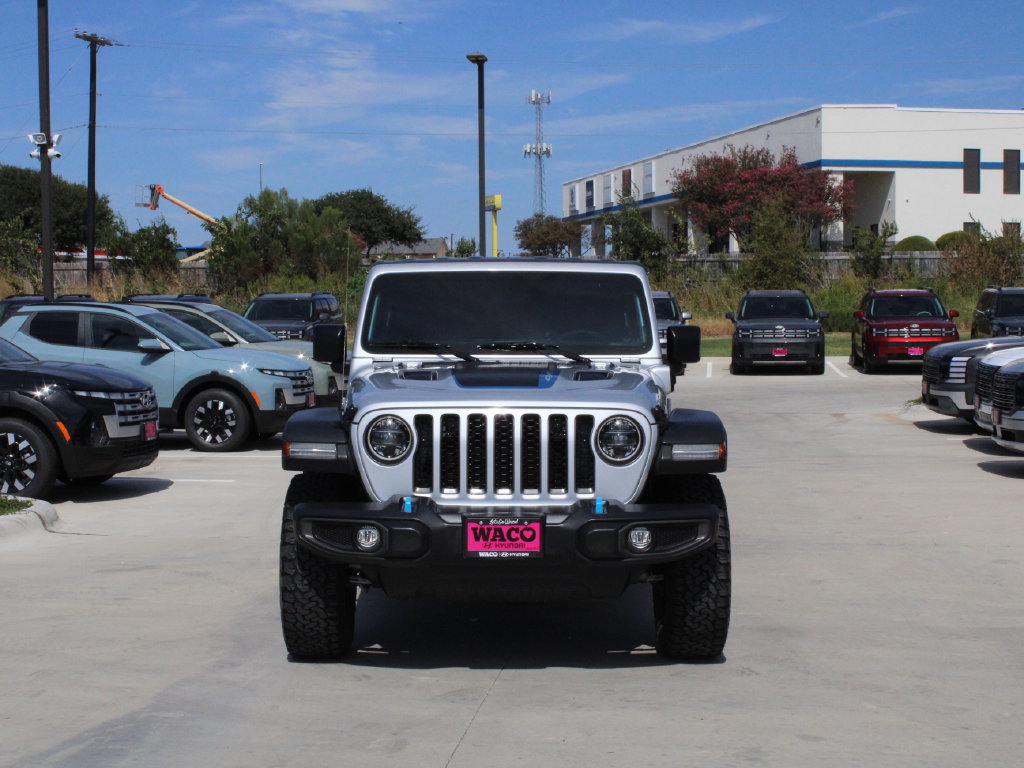 Used 2023 Jeep Wrangler Unlimited Rubicon 4xe AWD/4WD image 2