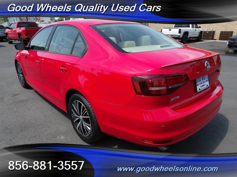 Used 2018 Volkswagen Jetta Wolfsburg Edition FWD image 7