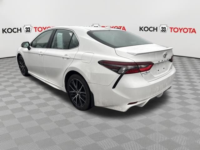 Certified 2024 Toyota Camry SE image 6